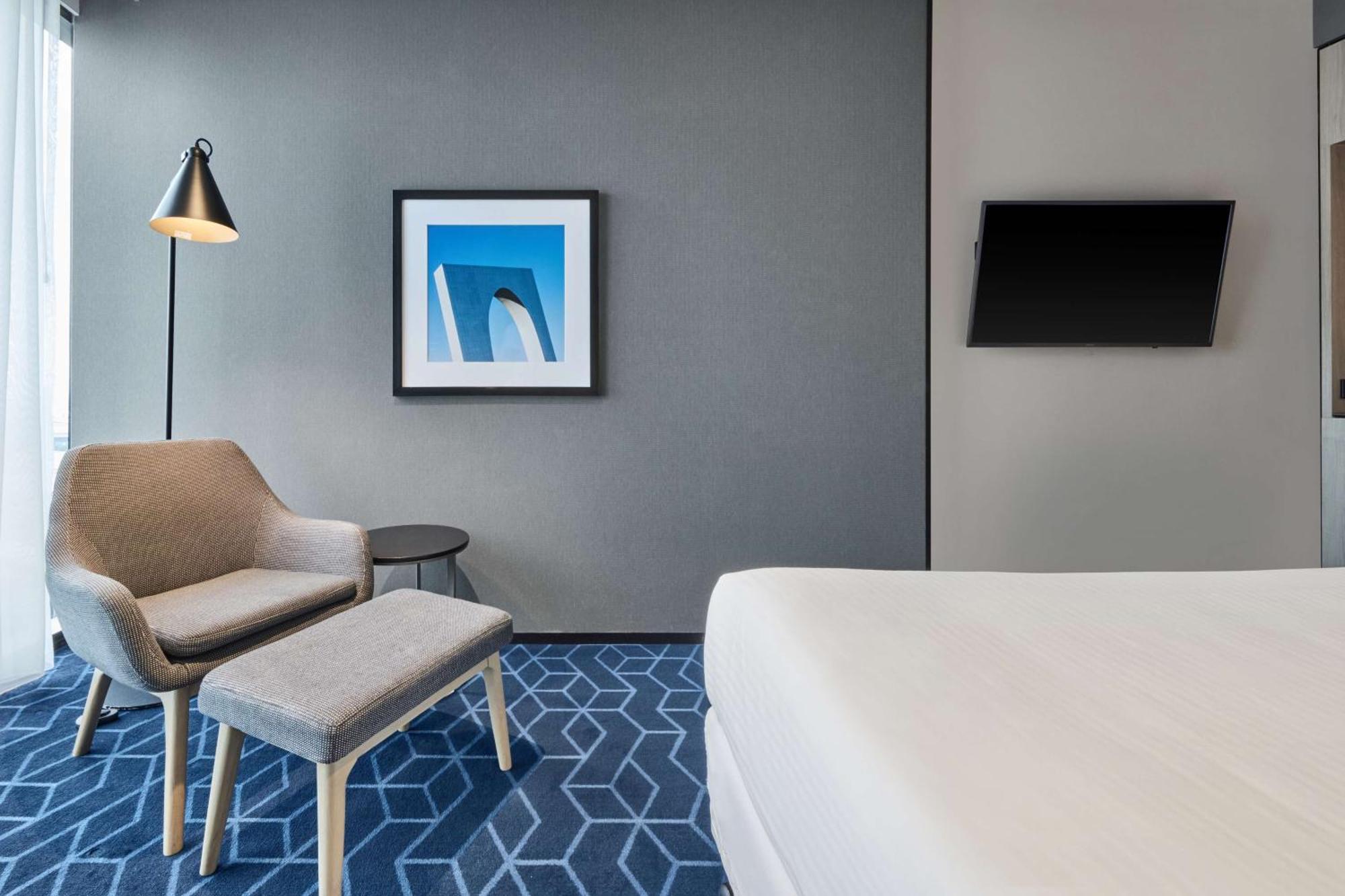 Vibe Hotel Melbourne Docklands Екстериор снимка